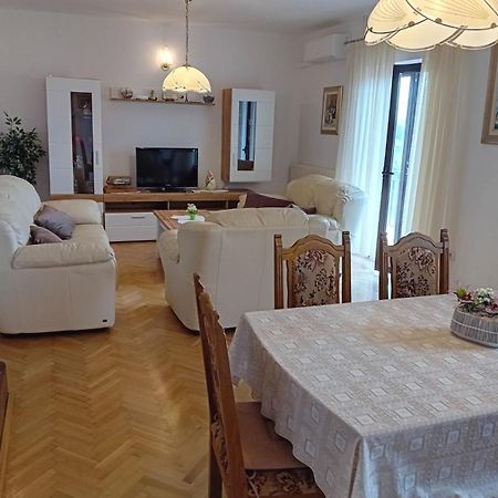 Apartman Ana Bajcici Ngoại thất bức ảnh